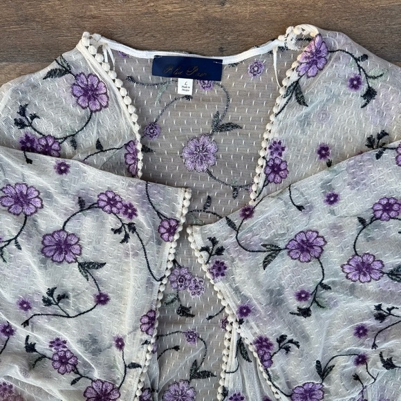 Blue Rain Sheer Kimono with Purple Floral Embroidery - Picture 4 of 7